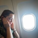 Cómo evitar el dolor de oídos al viajar en avión Audiocentro Trinidad ubeda centro auditivo audición